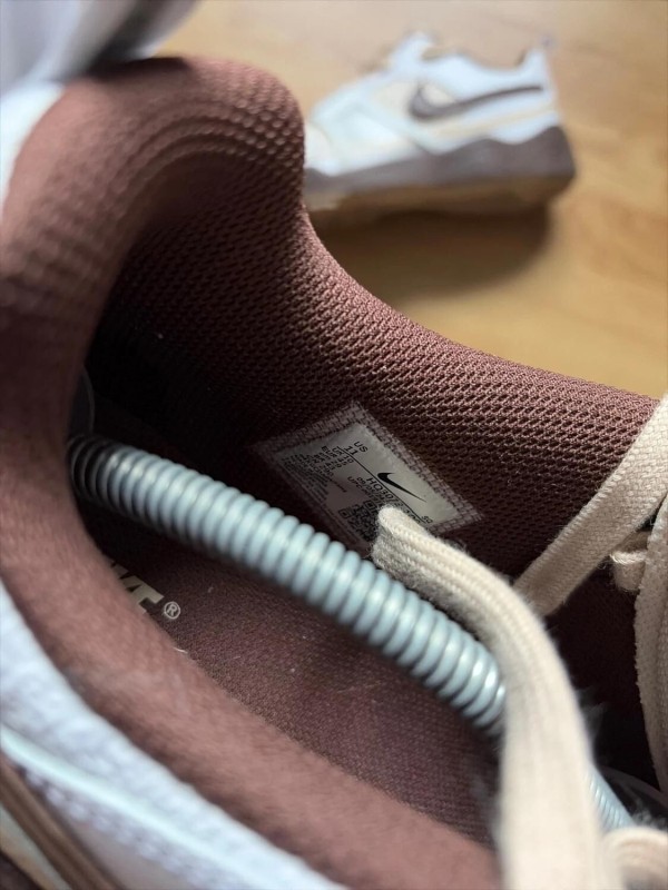 Nike travis scott zoom field jack light chocolate 2