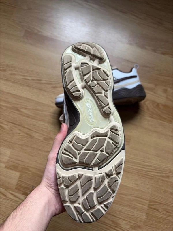 Nike travis scott zoom field jack light chocolate 2