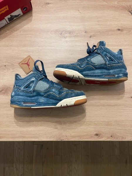 Nike Air Jordan IV 4 Levi's denim bleu taille 42
