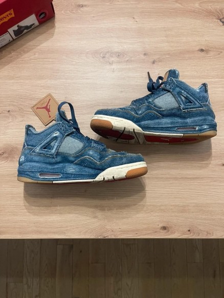 Nike Air Jordan IV 4 Levi's denim bleu taille 42