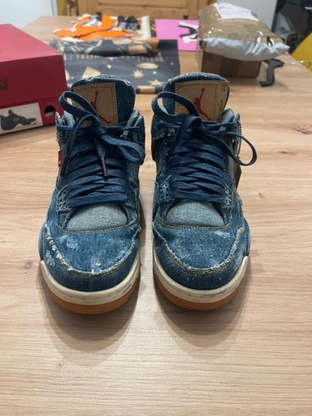 Nike Air Jordan IV 4 Levi's denim bleu taille 42