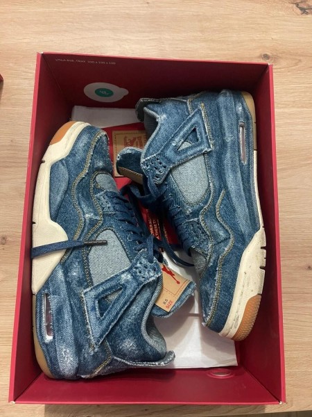 Nike Air Jordan IV 4 Levi's denim bleu taille 42