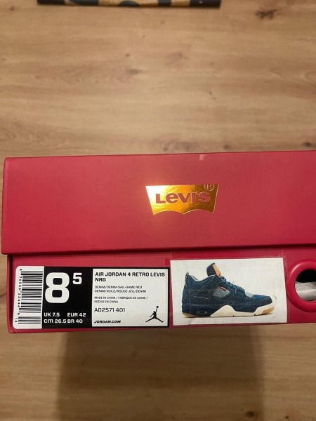 Nike Air Jordan IV 4 Levi's denim bleu taille 42