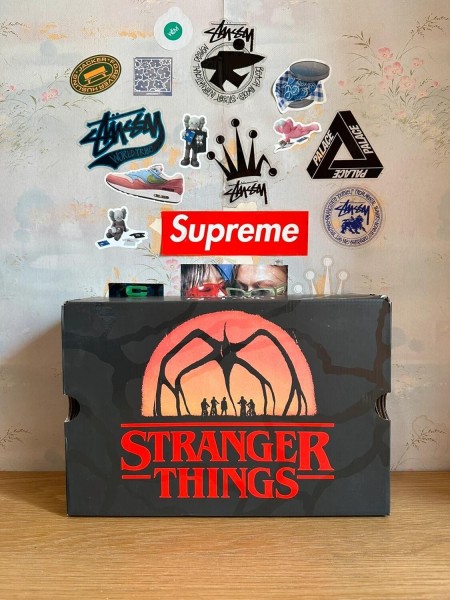 Converse Stranger Things