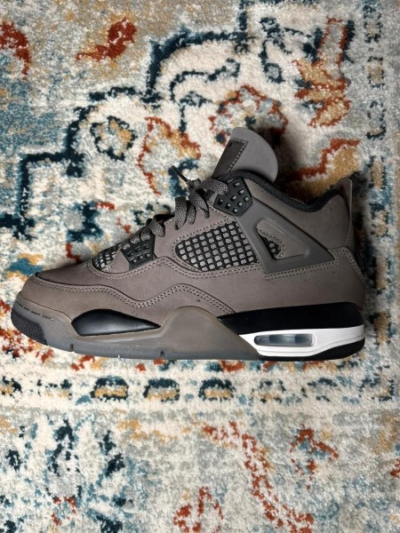 Air Jordan 4 Retro Cave Stone