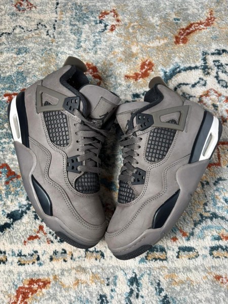 Air Jordan 4 Retro Cave Stone