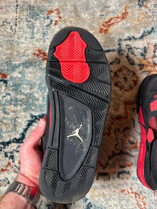 Air Jordan 4 Retro Red Thunder 2