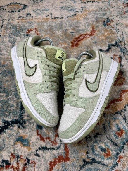 Nike dunk low fleece green