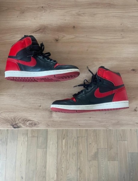 Jordan 1 Retro Bred Taille 42 (2001)