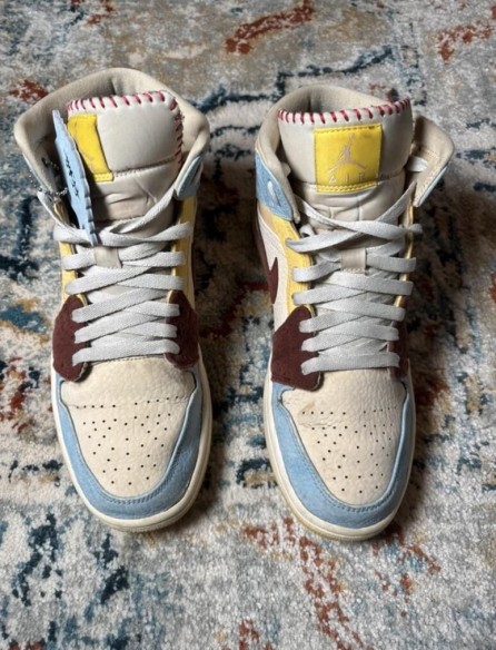 Air Jordan 1 Maison Chateau Rouge