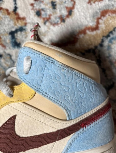 Air Jordan 1 Maison Chateau Rouge