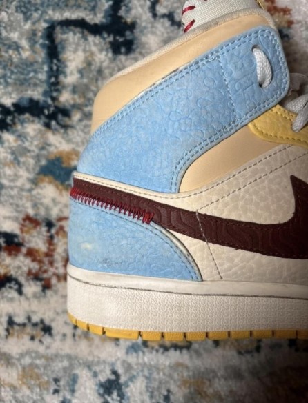 Air Jordan 1 Maison Chateau Rouge