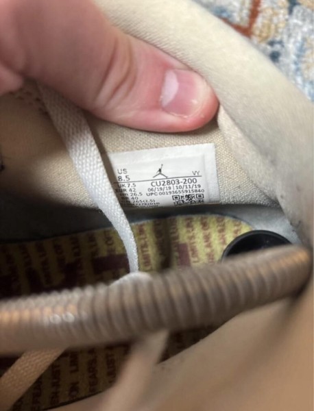 Air Jordan 1 Maison Chateau Rouge