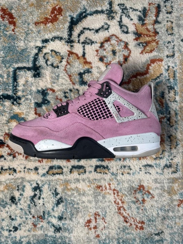 Air Jordan 4 Orchid 2