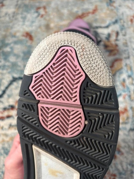 Air Jordan 4 Orchid