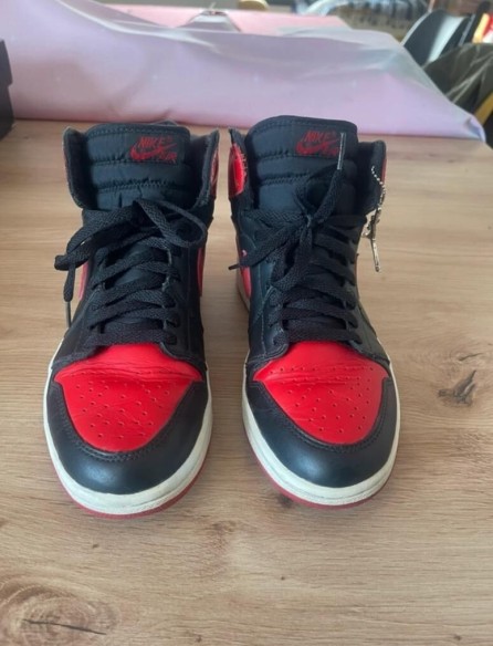 Jordan 1 Retro Bred Taille 42 (2001)