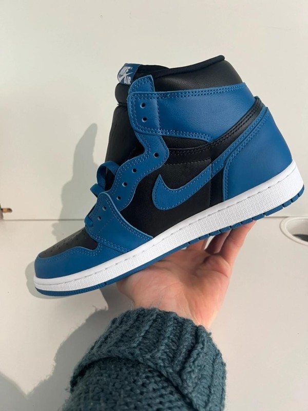 Nike Air Jordan 1 High Dark Marina 2