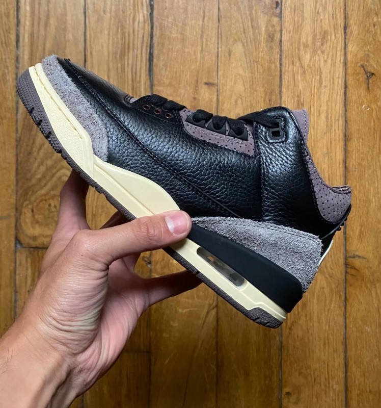 Jordan 3 retro og sp AMM a ma manière while you were sleeping 37,5 damaged box