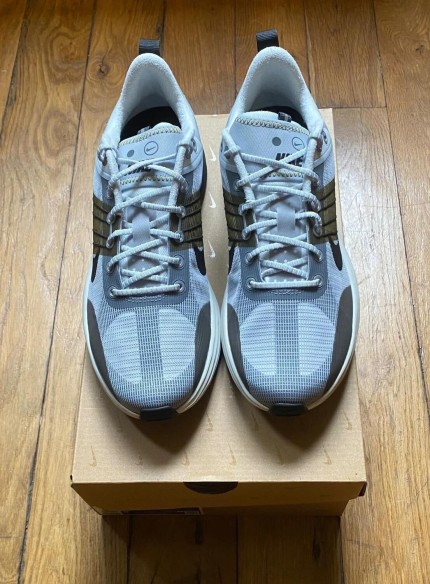 Nike lunar roam pure platinium black wolf grey 40,5