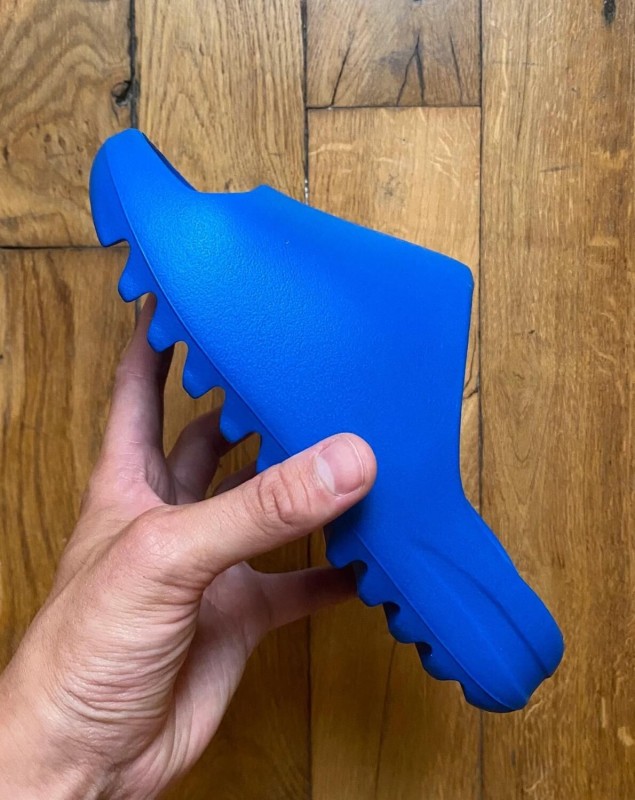 Adidas yeezy slide azure blue