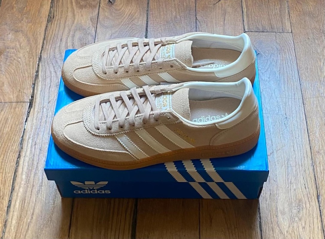 Adidas handball spezial J magic beige off white gum 2