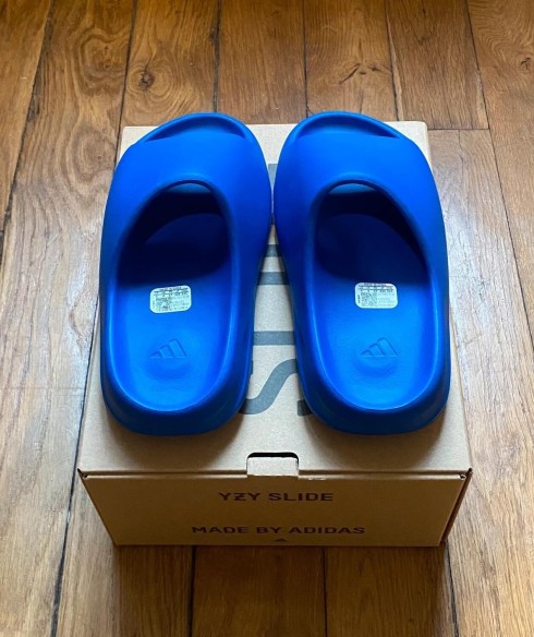 Adidas yeezy slide azure blue