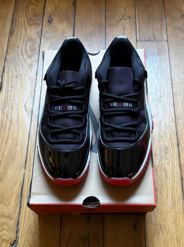 Air jordan 11 low bred black red noir rouge 42 2