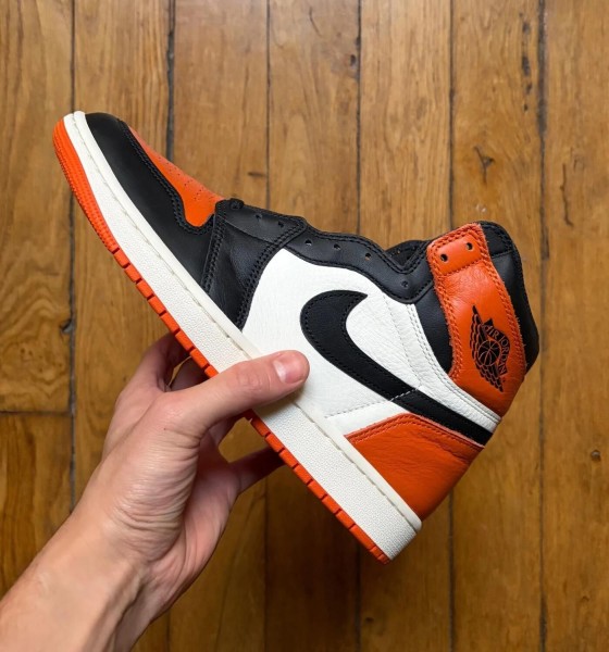 Jordan 1 retro high OG shattered backboard 2025 orange white black 43