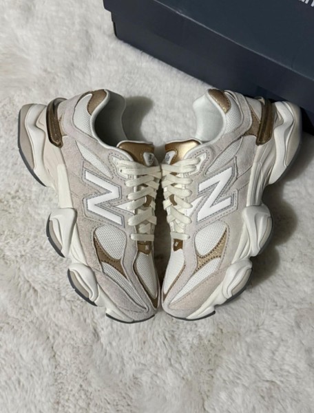 New Balance 9060 Gold Colored/beige 37,5