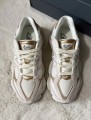 New Balance 9060 Gold Coloured/Beige 36