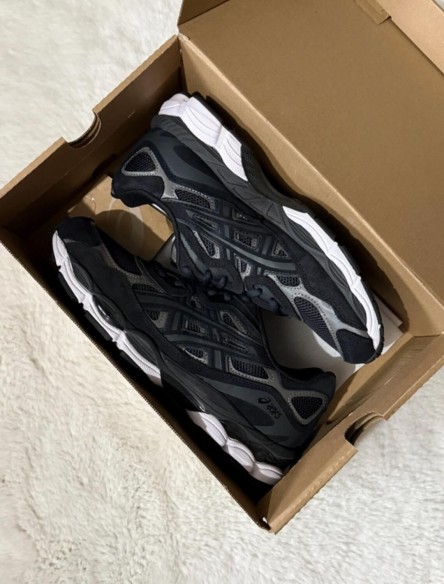 Asics Gel-NYC 'Graphite Grey' 42