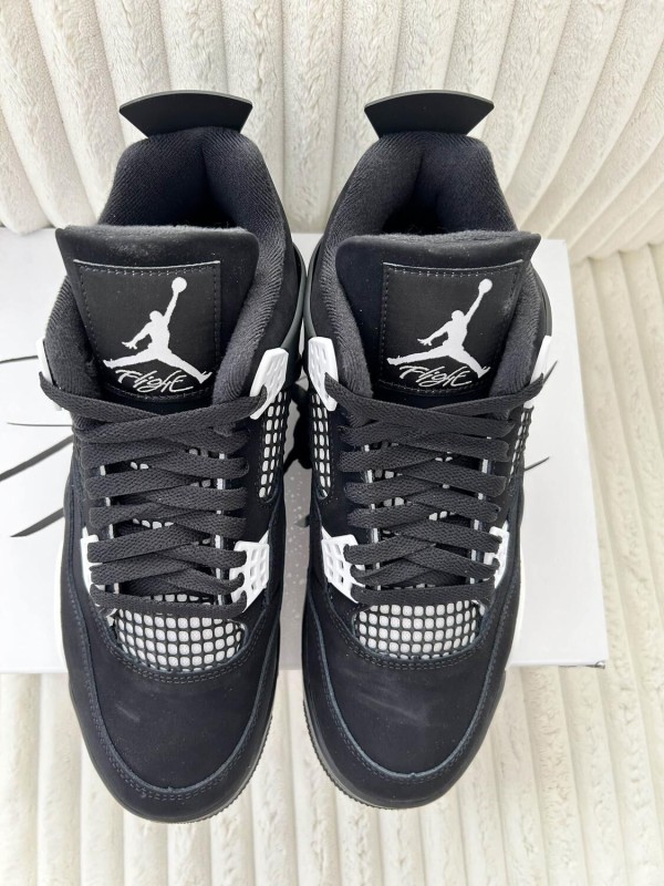 jordan 4 White thunder 2