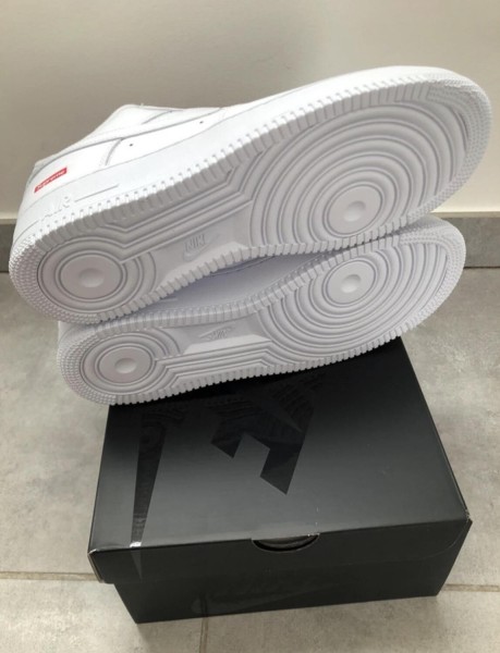Nike Air Force 1 Supreme