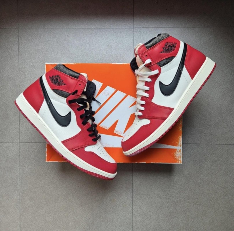 Jordan 1 "Chicago Lost & Found"