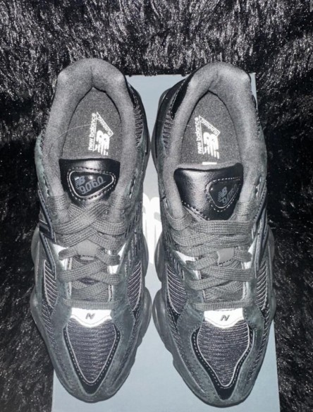 New Balance 9060 Black
