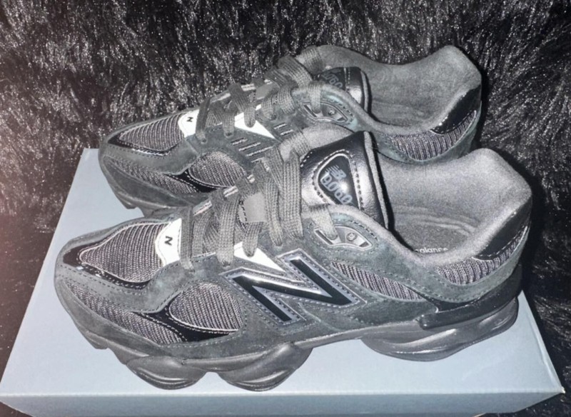 New Balance 9060 Black