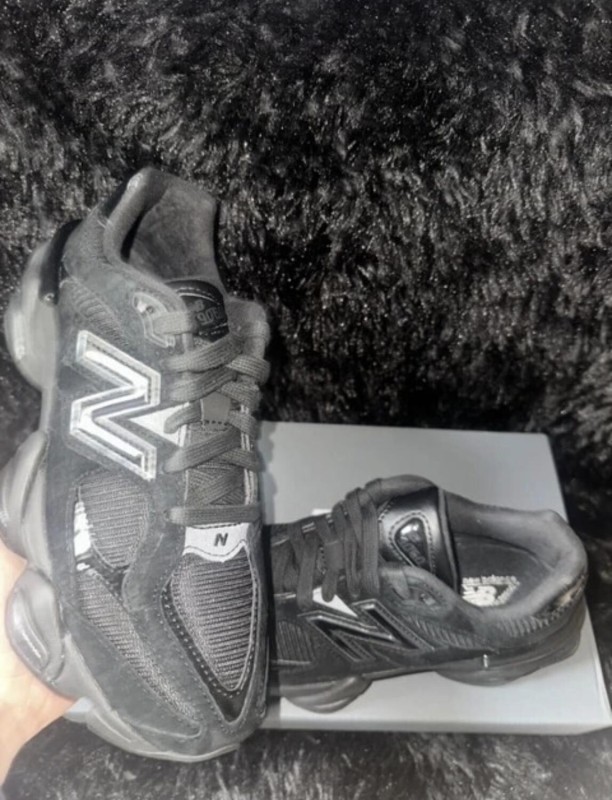 New Balance 9060 Black