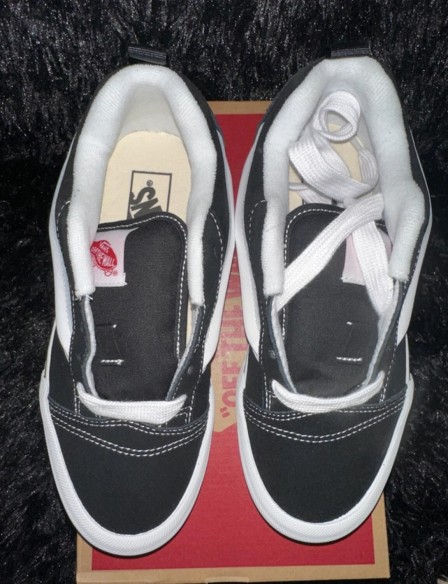 Vans Knu Skool Black White