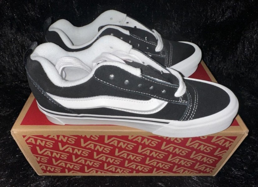 Vans Knu Skool Black White