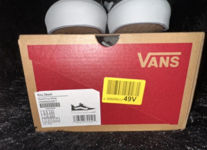 Vans Knu Skool Black White