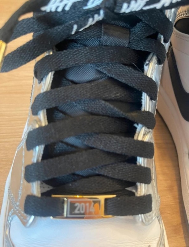 Jordan 1 Retro Pass The Torch taille 42 2