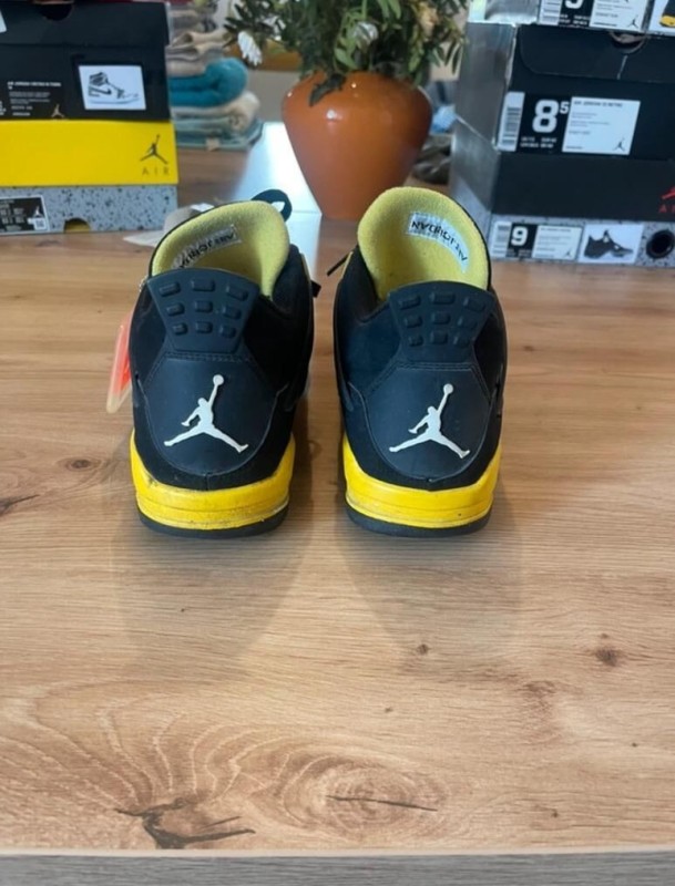 Jordan 4 IV Thunder (2012) Taille 42,5 2