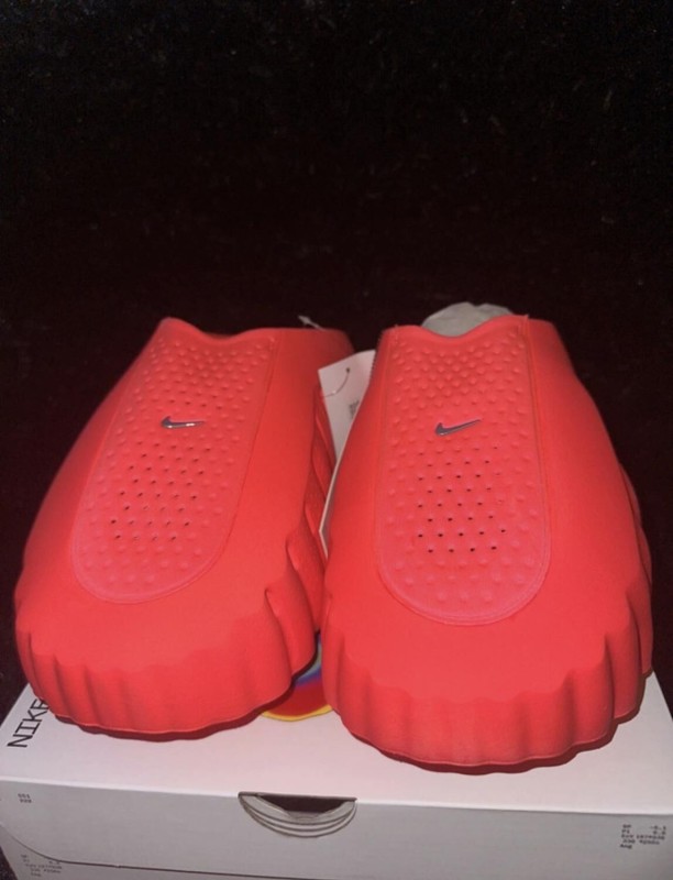 Nike Mind 001 Red