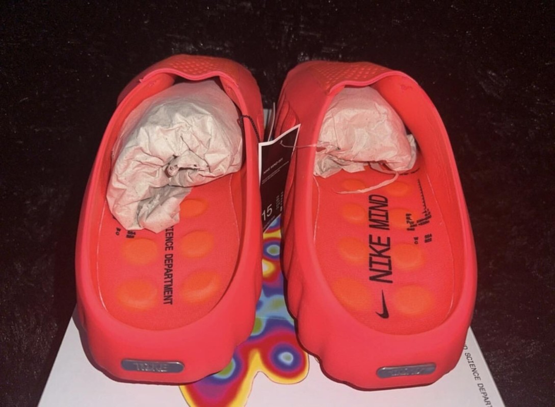 Nike Mind 001 Red 2