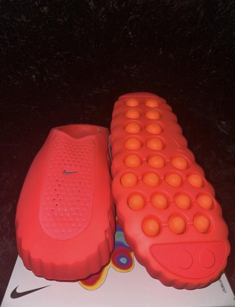 Nike Mind 001 Red