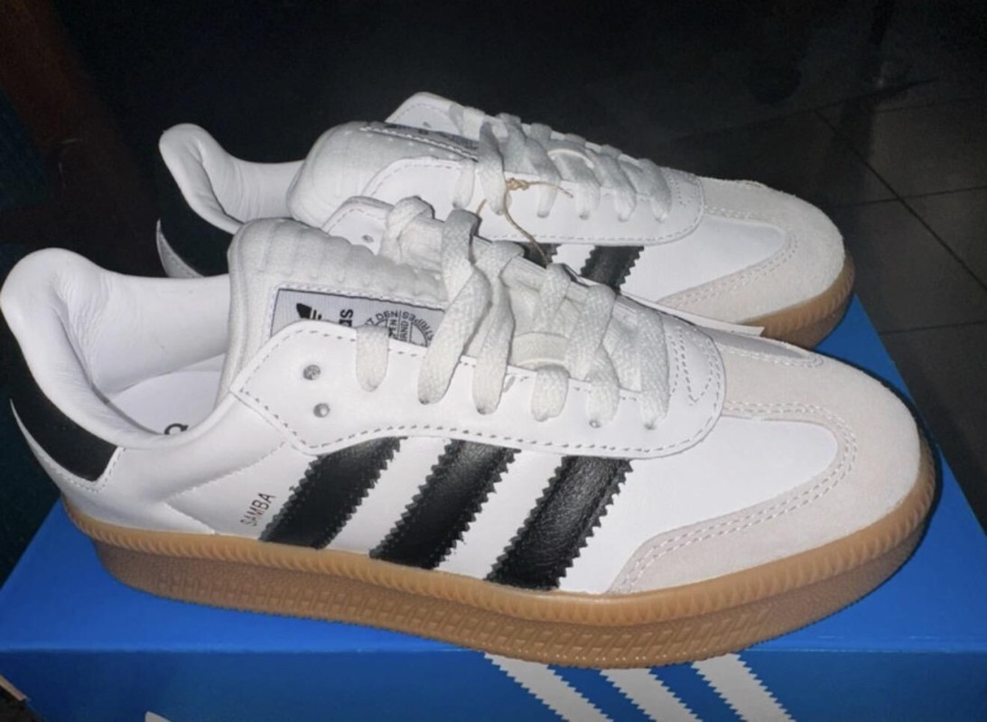 Samba XLG White Black 2