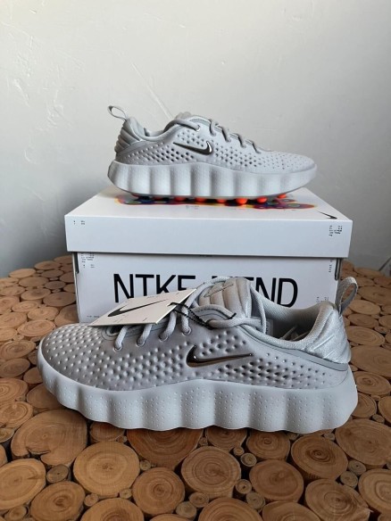 Nike Mind 002 neuve taille 40,5