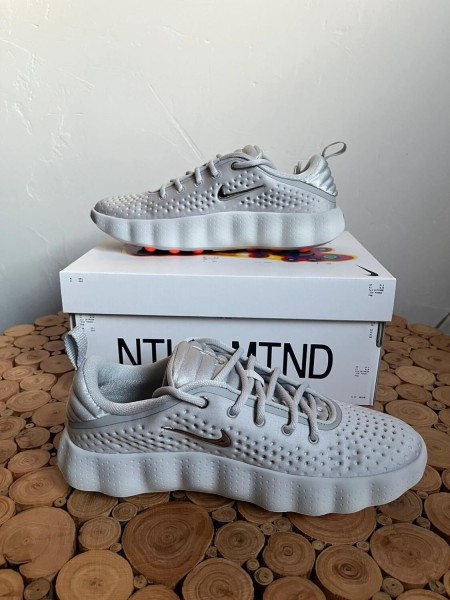 Nike Mind 002 neuve taille 40,5