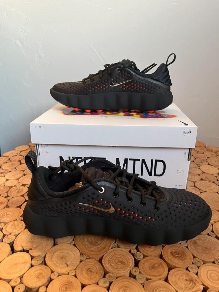 Nike mind 002 neuve taille 41