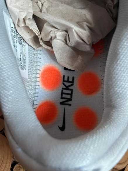 Nike Mind 002 neuve taille 40,5